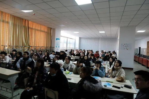 實踐,創(chuàng)新,創(chuàng)業(yè)