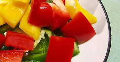 怎么炒彩椒炒肉,營養(yǎng)彩椒炒牛肉是怎么做的視頻圖6