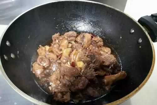 鴨子燉湯用高壓鍋壓多長時(shí)間