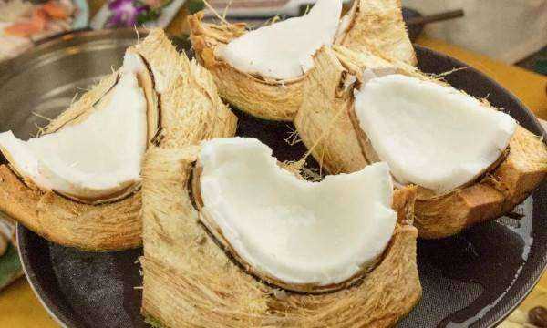 椰子怎么打開(kāi),椰子怎么打開(kāi)喝汁圖12