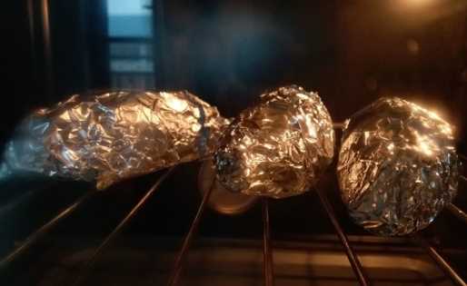 烤地瓜用烤箱用多少溫度烤多長(zhǎng)時(shí)間,地瓜切開(kāi)烤箱多少度烤多久能熟圖7