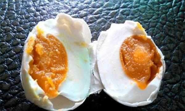 咸鴨蛋放臭了還能吃嗎