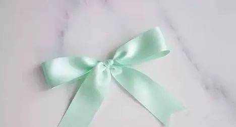 如何系蝴蝶結(jié),蝴蝶結(jié)怎么系視頻慢動作圖17