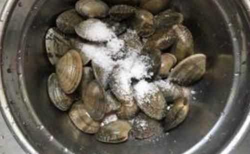 買回家的花甲 放鹽水里一個多小時了還能吃嗎