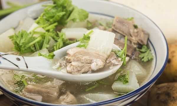 羊肉怎么挑選,羊肉富含多種營養(yǎng)嗎圖1