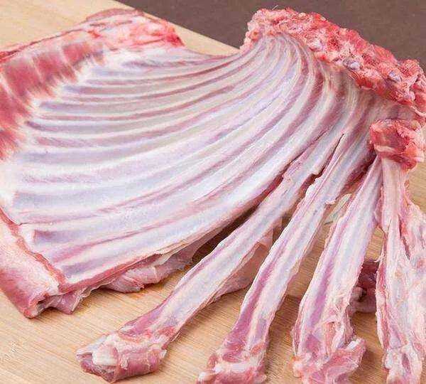 羊肉怎么挑選,羊肉富含多種營養(yǎng)嗎圖2