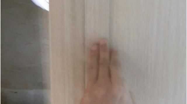 門(mén)框條掉了用什么膠粘，櫥柜的門(mén)框掉了，是用膠粘的，用的什么膠呀這？圖8