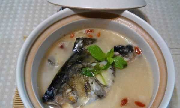 天麻煲湯怎么搭配竅門