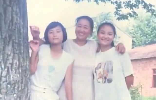 賈玲她媽媽真的叫李煥英嗎