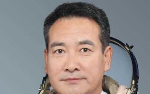 神舟七號的航天員,神舟六號的宇航員是誰神舟七號的宇航員是誰圖3