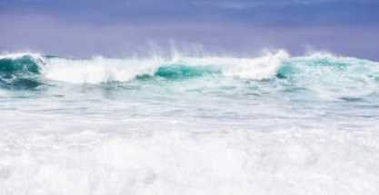 長江后浪推前浪下一句,“長江后浪推前浪”下一句是什么圖1