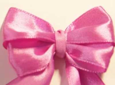 蝴蝶結(jié)怎么打的,怎么打蝴蝶結(jié)簡單方法圖6