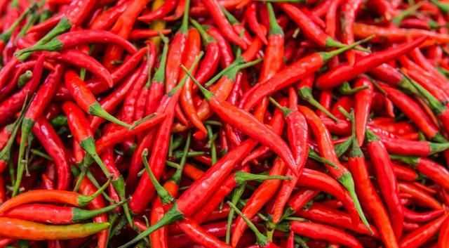 手被辣椒辣到了又熱又疼怎么辦