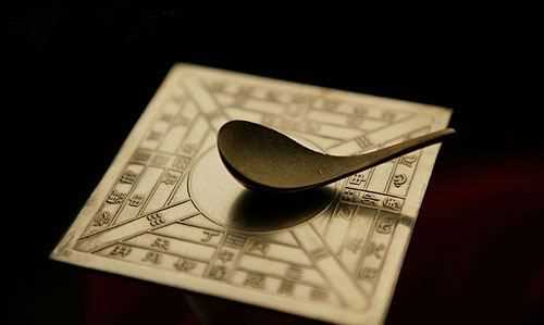 指南針又叫什么名字,中國最早的指南針也被稱為什么名字呢圖1