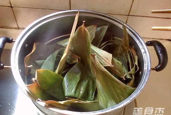 包粽子的葉子需要用開水煮一下嗎