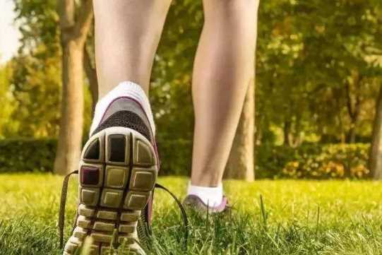 走路比站著更耗費(fèi)力氣,走和站立哪個(gè)更耗體力圖2