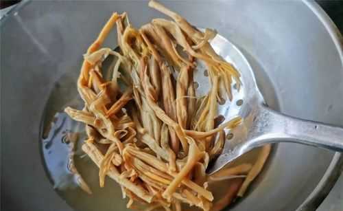 新鮮黃花菜蒸多長時間最好