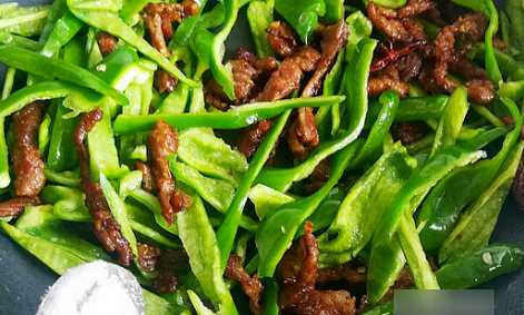 青椒牛肉絲怎么炒,青椒牛肉絲的做法最正宗的做法圖7