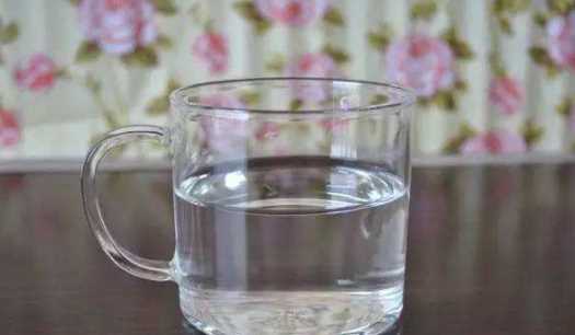 便宜玻璃杯的危害,便宜的玻璃杯對身體有害嗎 茶色圖3