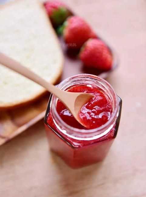 草莓醬拌什么好吃