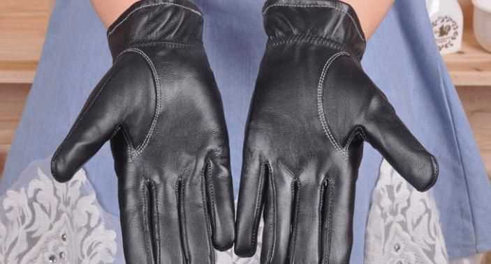 皮質(zhì)物品怎么清洗