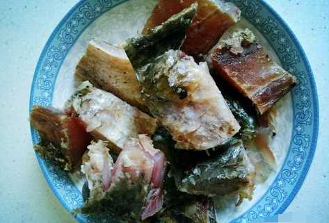 曬干的小咸魚怎么做好吃,干咸魚怎么做好吃又簡單的方法圖3