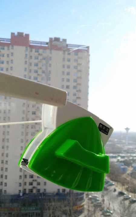外推式窗戶玻璃怎么擦,高層住宅外窗玻璃怎么擦圖4