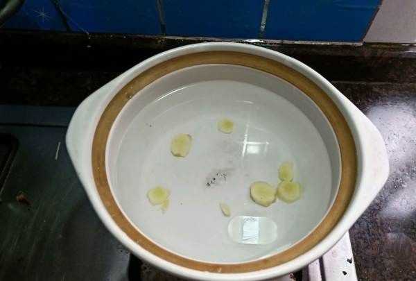 魚頭豆腐湯的做法,魚頭豆腐湯的做法家常做法圖6