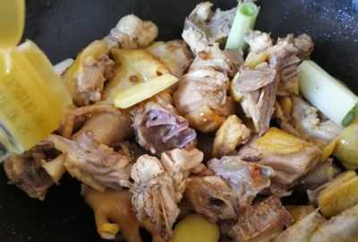 紅參煲雞湯的做法,紅參燉雞湯的做法大全家常做法竅門圖7