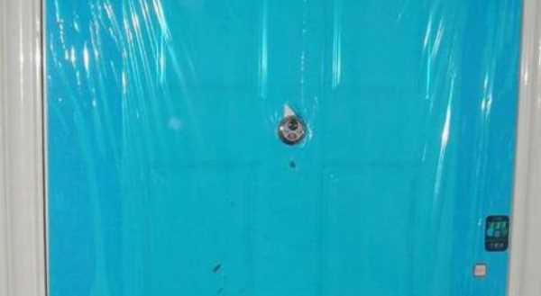 門上薄膜太久了怎么撕,門上的塑料膜時間久了怎么去除?圖1