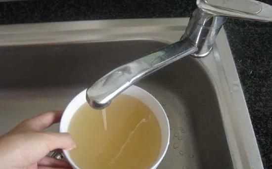 家里的自來水突然發(fā)黃是什么原因