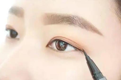 眼線怎么畫 眼線怎么畫