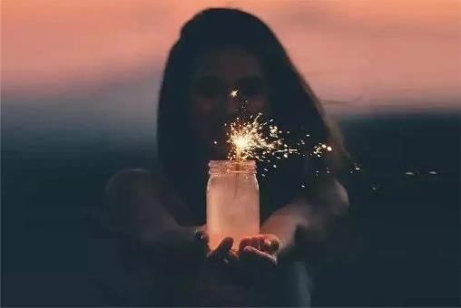 女人看淡一切的一句話 女人看淡一切的一句話