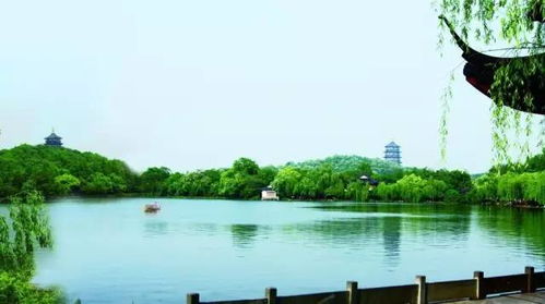 買(mǎi)西湖典故