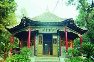 南陽諸葛廬的典故