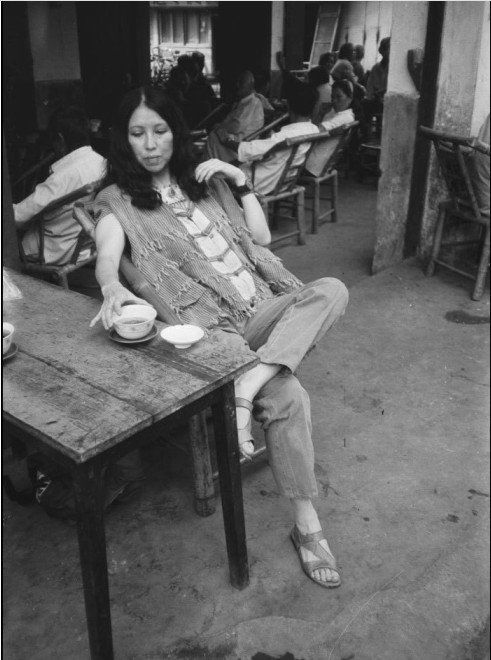 三毛關(guān)于沙漠的詩句