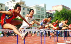 關(guān)于校運(yùn)會(huì)的作文開頭優(yōu)美