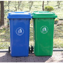 物業(yè)小區(qū)大型分類垃圾桶逐步更換通知范文(物業(yè)小區(qū)關(guān)于領(lǐng)取分類垃圾桶的通知及垃圾分類需要注意的事項(xiàng))