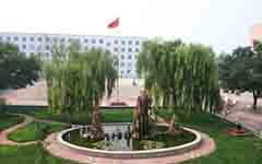 我的美麗的校園作文350字四級(jí)作文