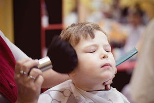 加盟兒童剪發(fā)注意事項(xiàng)