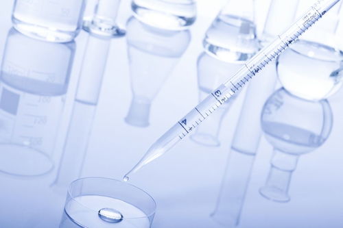 試管夾的使用注意事項(xiàng)和用途,試管夾使用注意事項(xiàng)化學(xué),試管的主要用途和使用注意事項(xiàng)