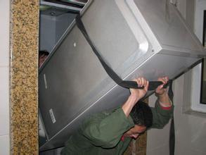 抬冰箱時注意事項