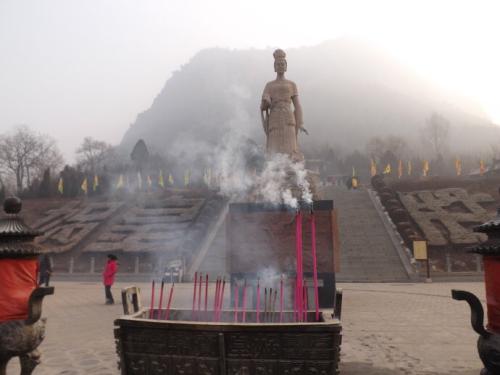 泰山碧霞祠上香注意事項