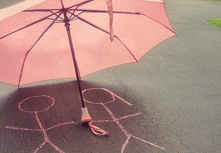 轉(zhuǎn)身，愛(ài)已成往事