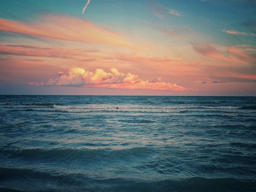 迢迢牽牛星原文翻譯及賞析 迢迢牽牛星原文翻譯及賞析