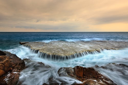 靈異陰陽神婿小說周凡王語詩無彈窗閱讀