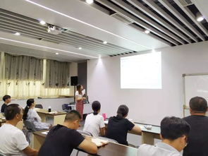 財務(wù)基礎(chǔ)知識授課老師介紹