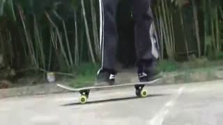 玩滑板的基礎知識教學